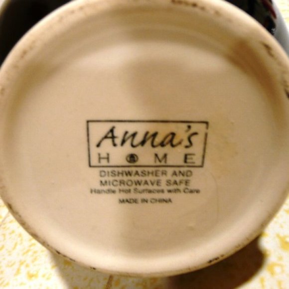 PITCHER BLACK & WHITE CERAMIC/STONEWARE - Picture 3 of 3